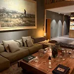 Domaine De Coursat Avec Piscine Chauffee Et Services De Gamme Pour 16 Personnes - Fr-1-791-35 ヴィラ