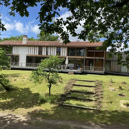 Domaine De Coursat Avec Piscine Chauffee Et Services De Gamme Pour 16 Personnes - Fr-1-791-35 * Castets