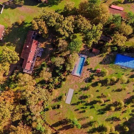 Domaine De Coursat Avec Piscine Chauffee Et Services De Gamme Pour 16 Personnes - Fr-1-791-35 ヴィラ *